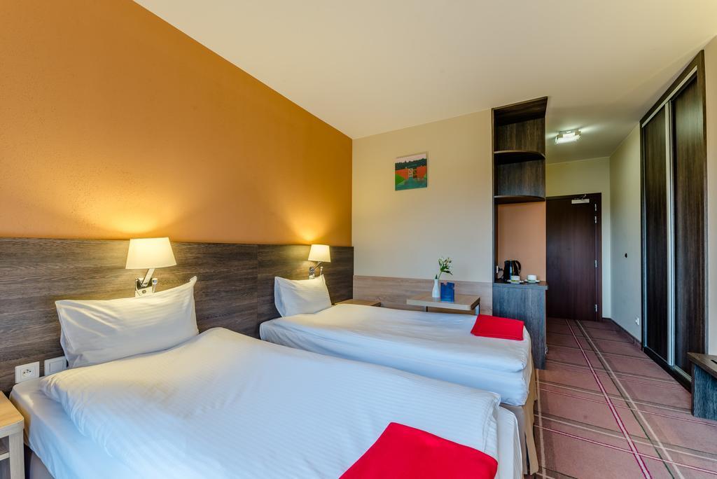 Mikolajki Resort Hotel & Spa Jora Wielka Экстерьер фото